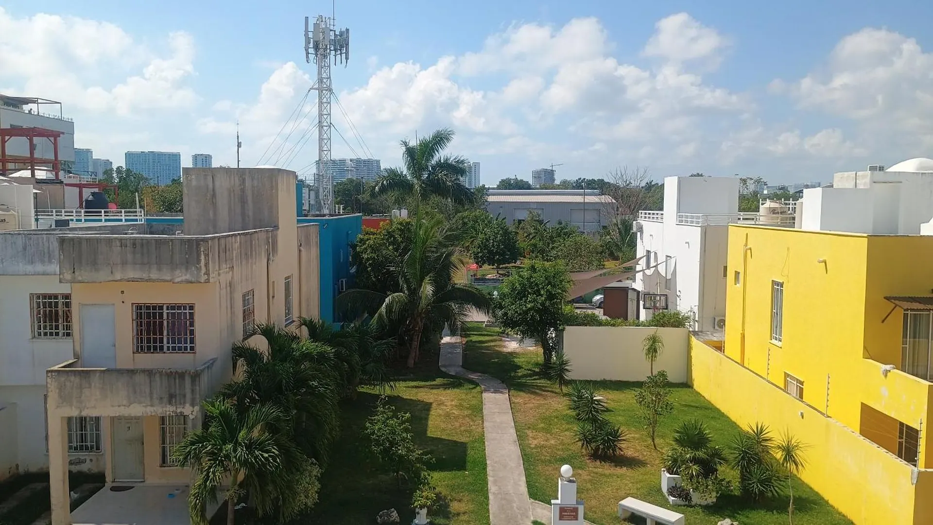 Bed & Breakfast Majestic Blue Bay of Cancun - Up to 14 Pax Mexico
