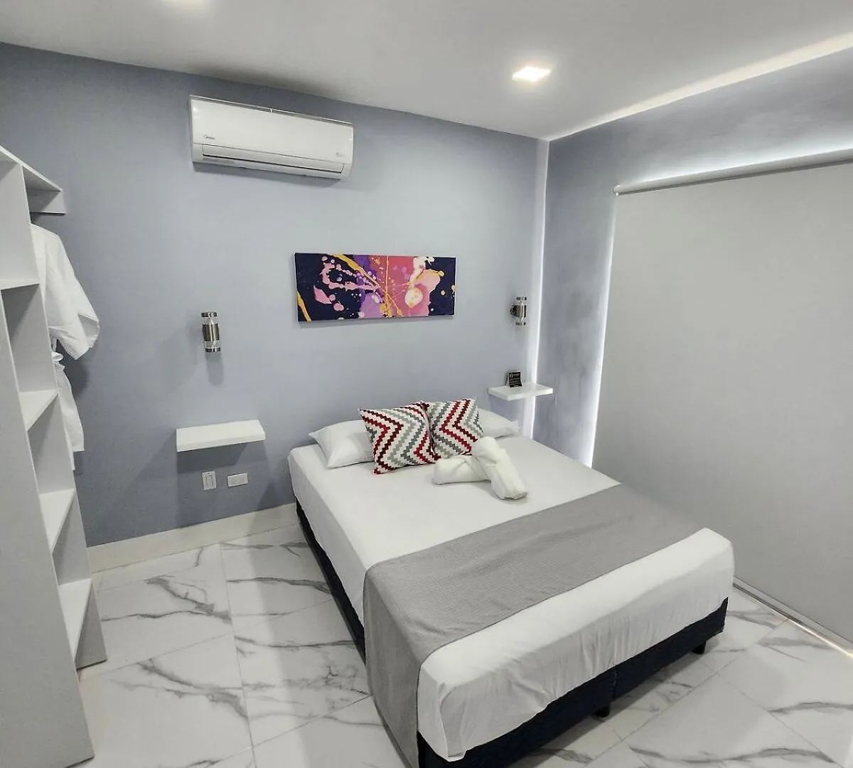 Majestic Blue Bay of Cancun - Up to 14 Pax Bed & Breakfast
