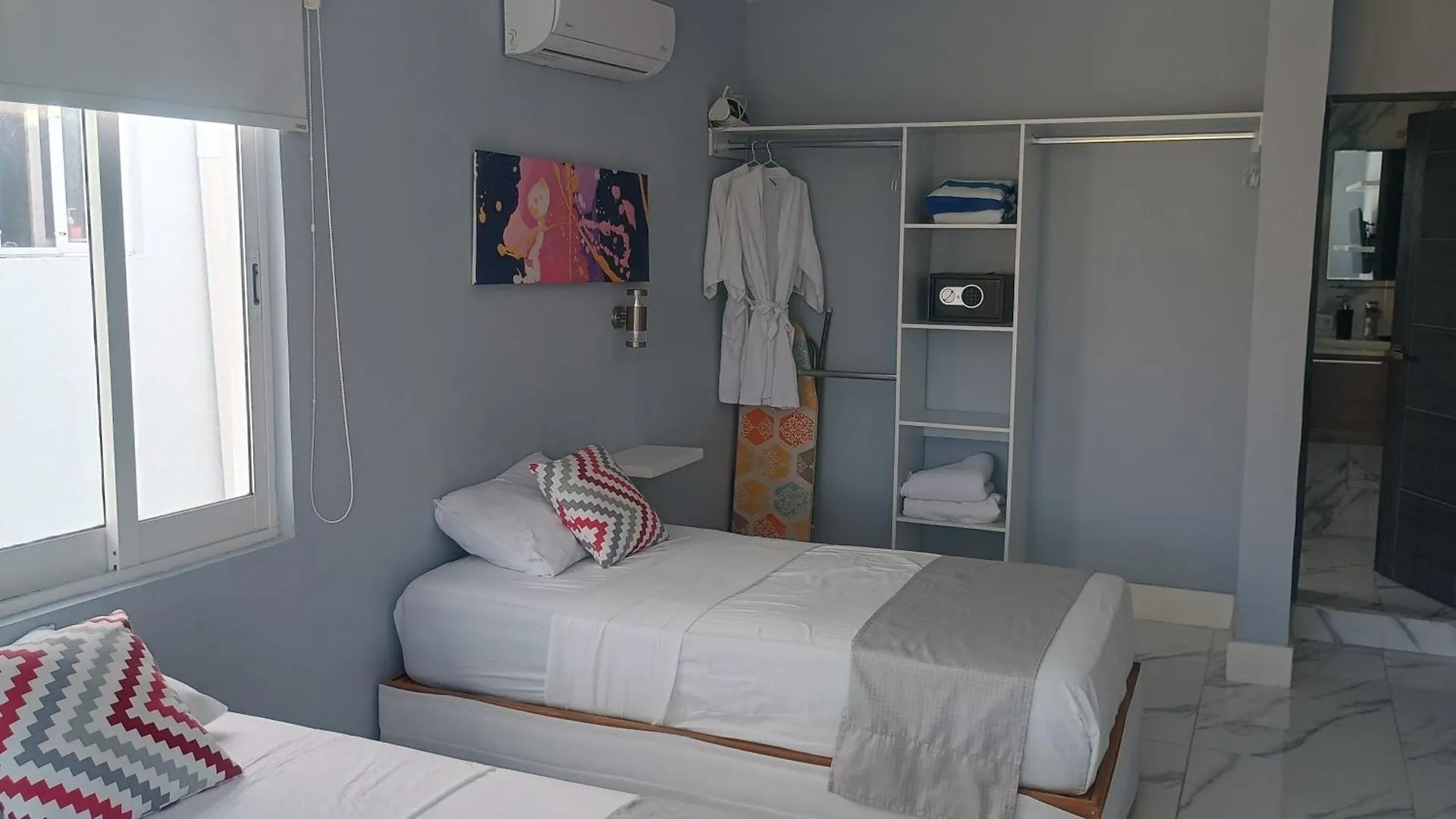 Bed & Breakfast Majestic Blue Bay of Cancun - Up to 14 Pax Mexico
