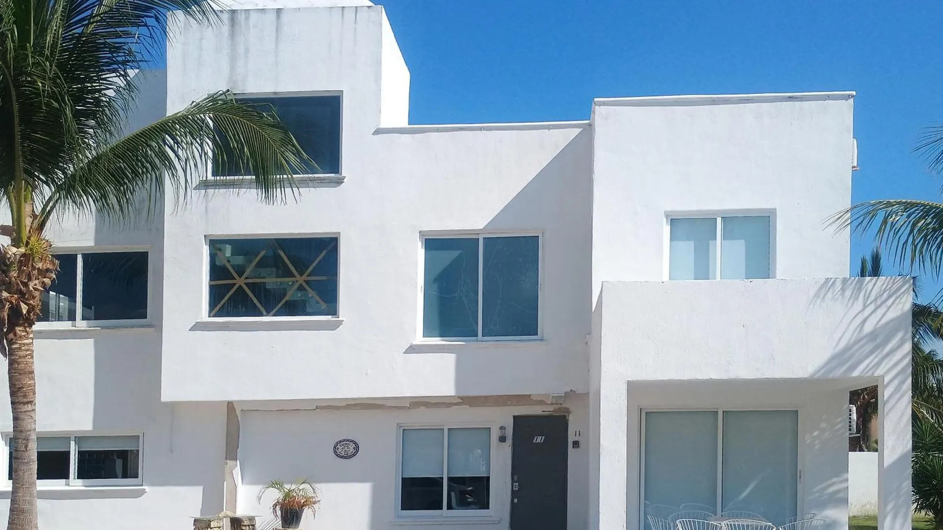 Bed & Breakfast Majestic Blue Bay of Cancun - Up to 14 Pax